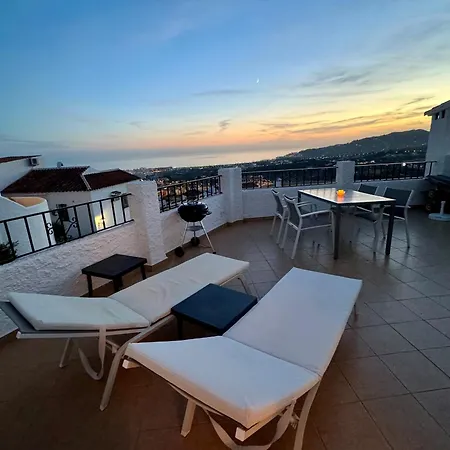 Luxury 2 Bedroom In San Juan De Capistrano, Nerja