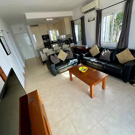 Apartment Luxury 2 Bedroom In San Juan De Capistrano, Nerja