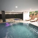 Luxury 2 Bedroom In San Juan De Capistrano, Apartament Nerja